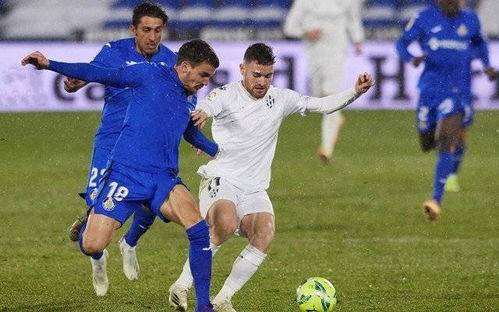 务公正的重 务公正的重