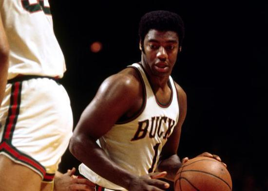 面对强大的 面对强大的