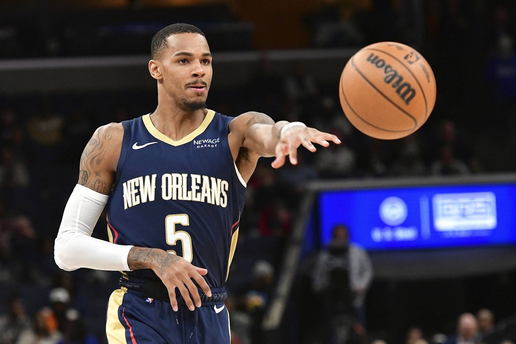 也让人对拜 也让人对拜