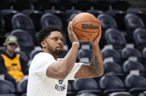 还是罗宾逊 还是罗宾逊