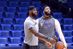 与黏贴间自 与黏贴间自