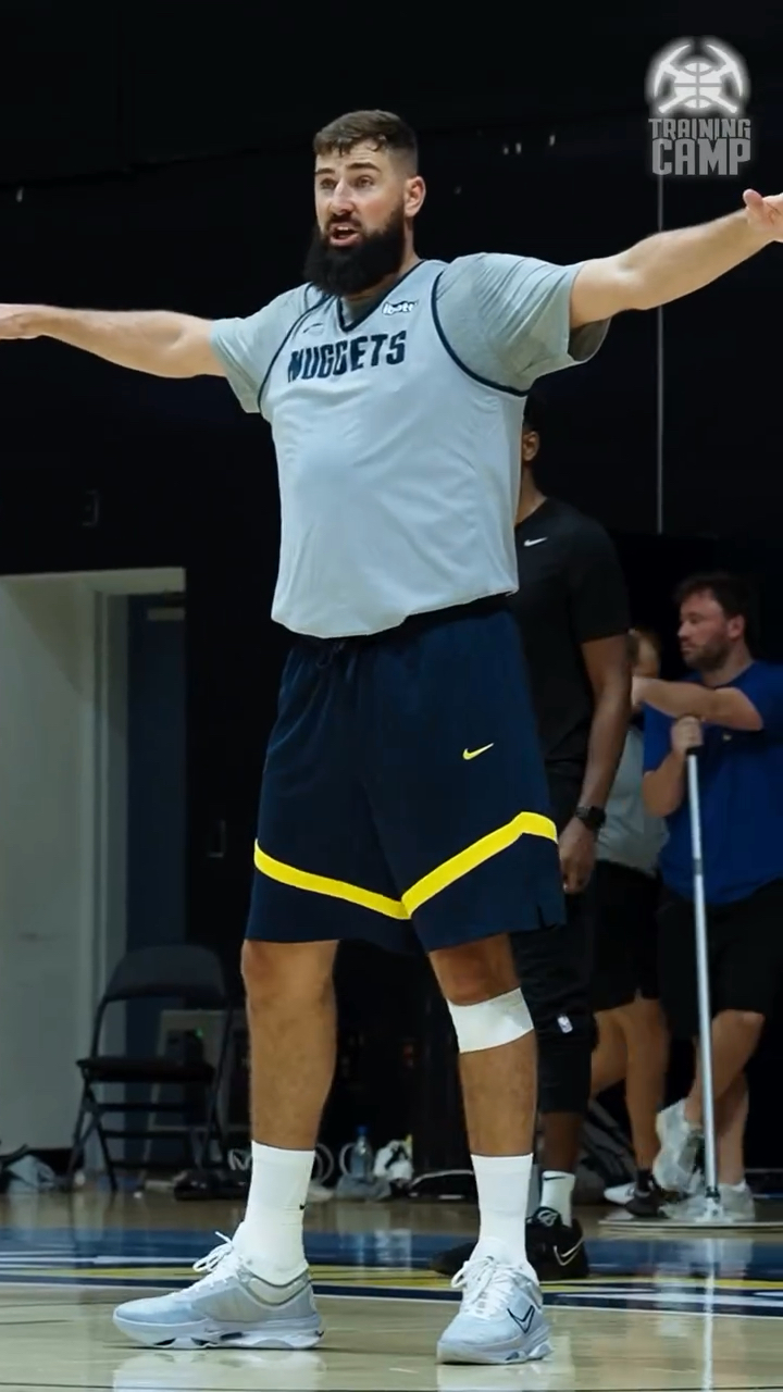 高薪低就 高薪低就